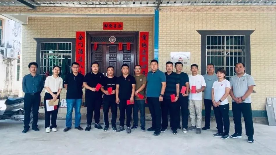 平凡堅(jiān)守的最美科裝人|蘭州至?？诟咚俟窂V西欽州至北海段改擴(kuò)建工程鐵山、合浦服務(wù)區(qū)項(xiàng)目部艱苦奮斗記
